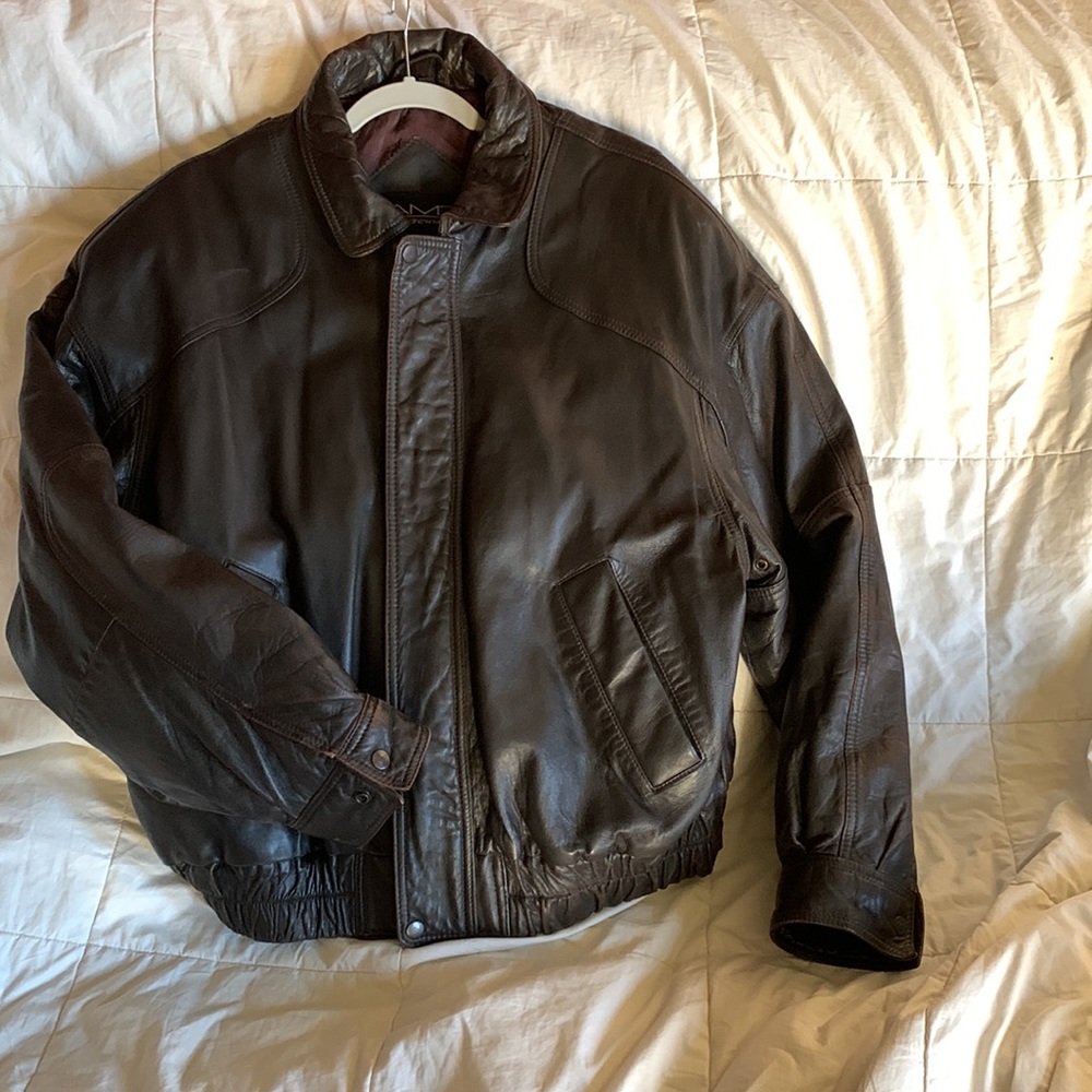 Mens brown leather vintage bomber jacket Size XL